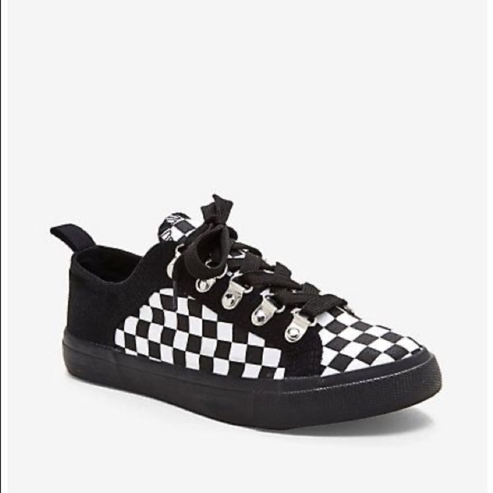 Hot topic Size 9 Checker Shoes